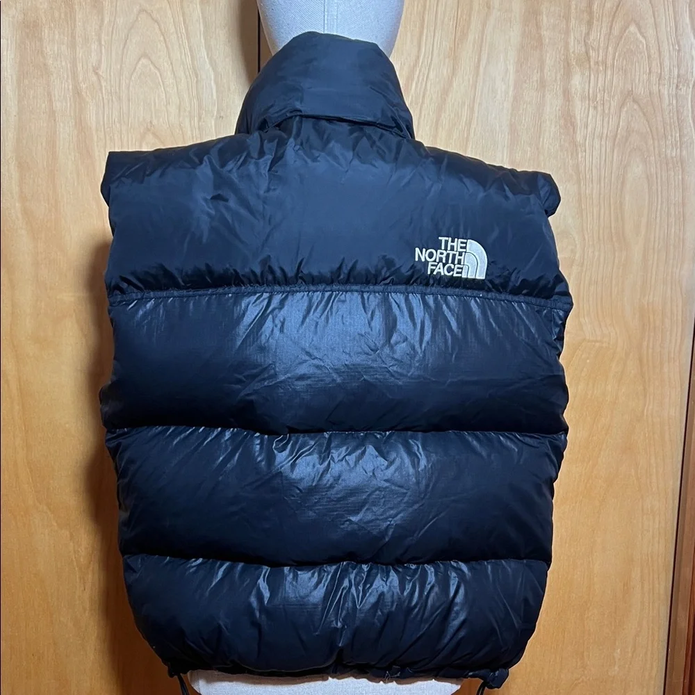 The North Face Puffer Vest - Picture 10 of 13